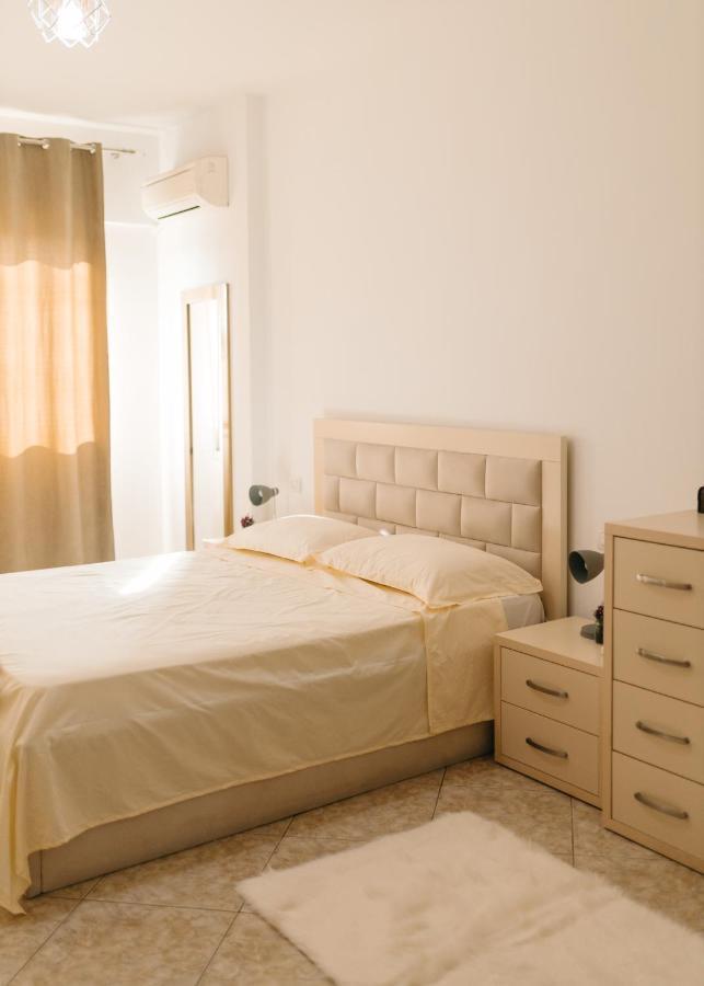 Rs Place 1-Bedroom Apartment Tirana Exterior photo